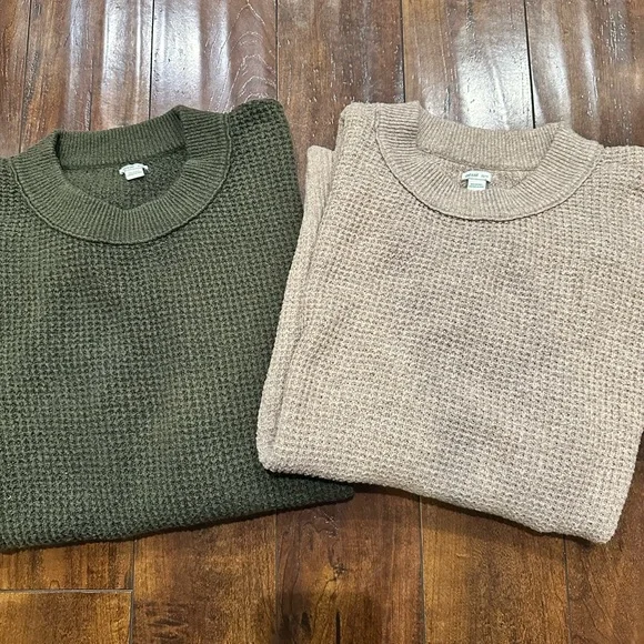 Two Aerie Women's Olive and Taupe Crewneck Sweaters - Picture 1 of 9